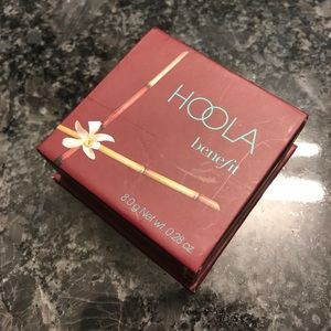 BRAND NEW BENEFIT HOOLA BRONZER UNUSED